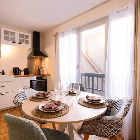Modern Flat With Balcony Opera & Saint-lazare アパート *