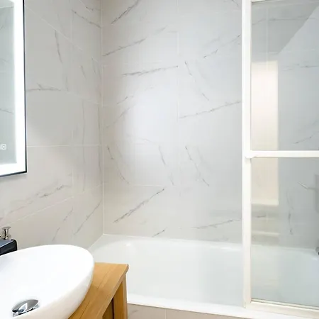 Apartmán Modern Flat With Balcony Opera & Saint-lazare